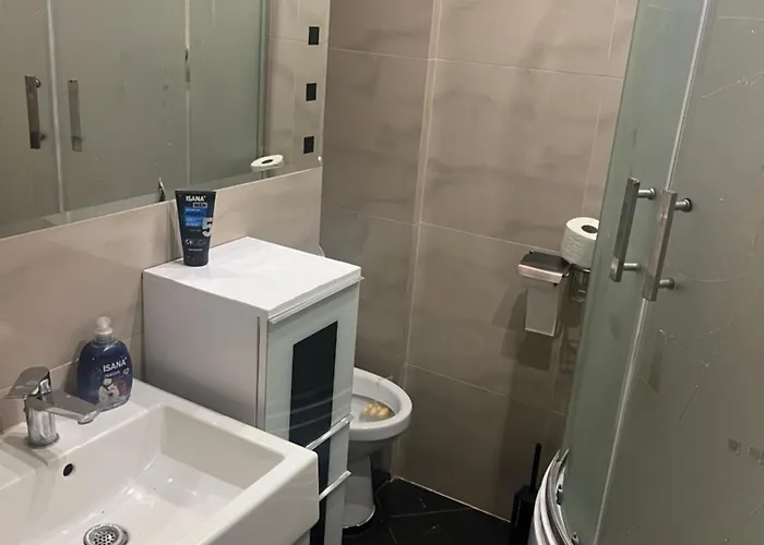 Pracownicze 旅馆 露米雅