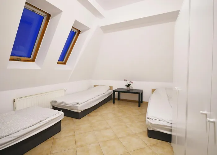 Pracownicze 旅馆 *